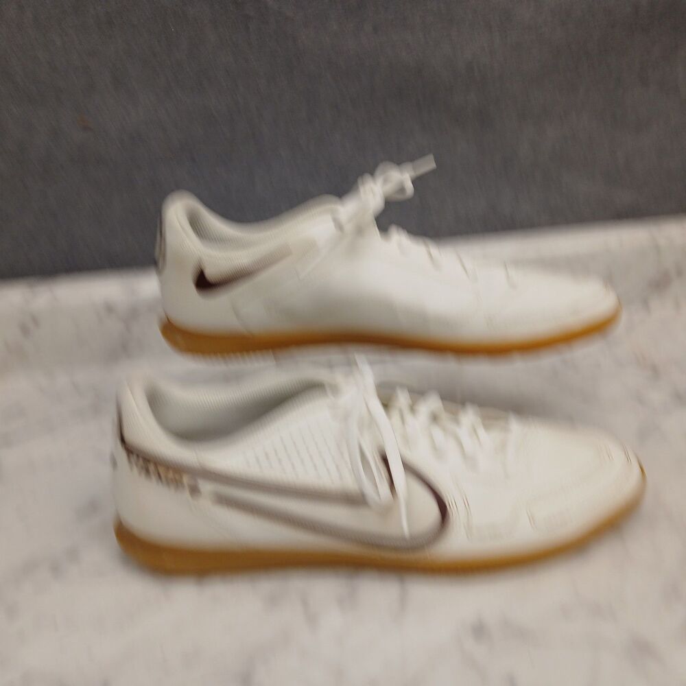 Nike Tiempo Legend 9 Club IC Indoor Soccer Futsal Shoes White Men's US 11.5